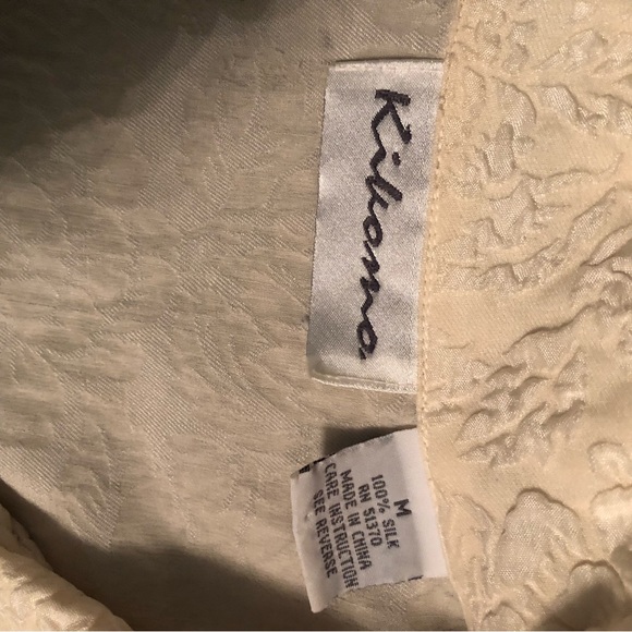 VINTAGE | Cream Textured Silk Front Pocket Blouse - Picture 5 of 7